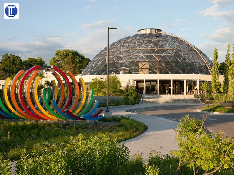 Tranquil Retreat at the Greater Des Moines Botanical Garden